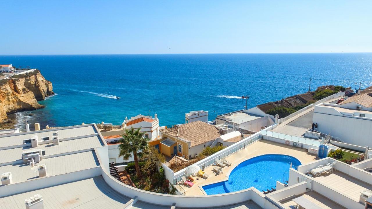Cliff-Top Townhouse With Stunning Ocean Views Карвоейро Екстериор снимка