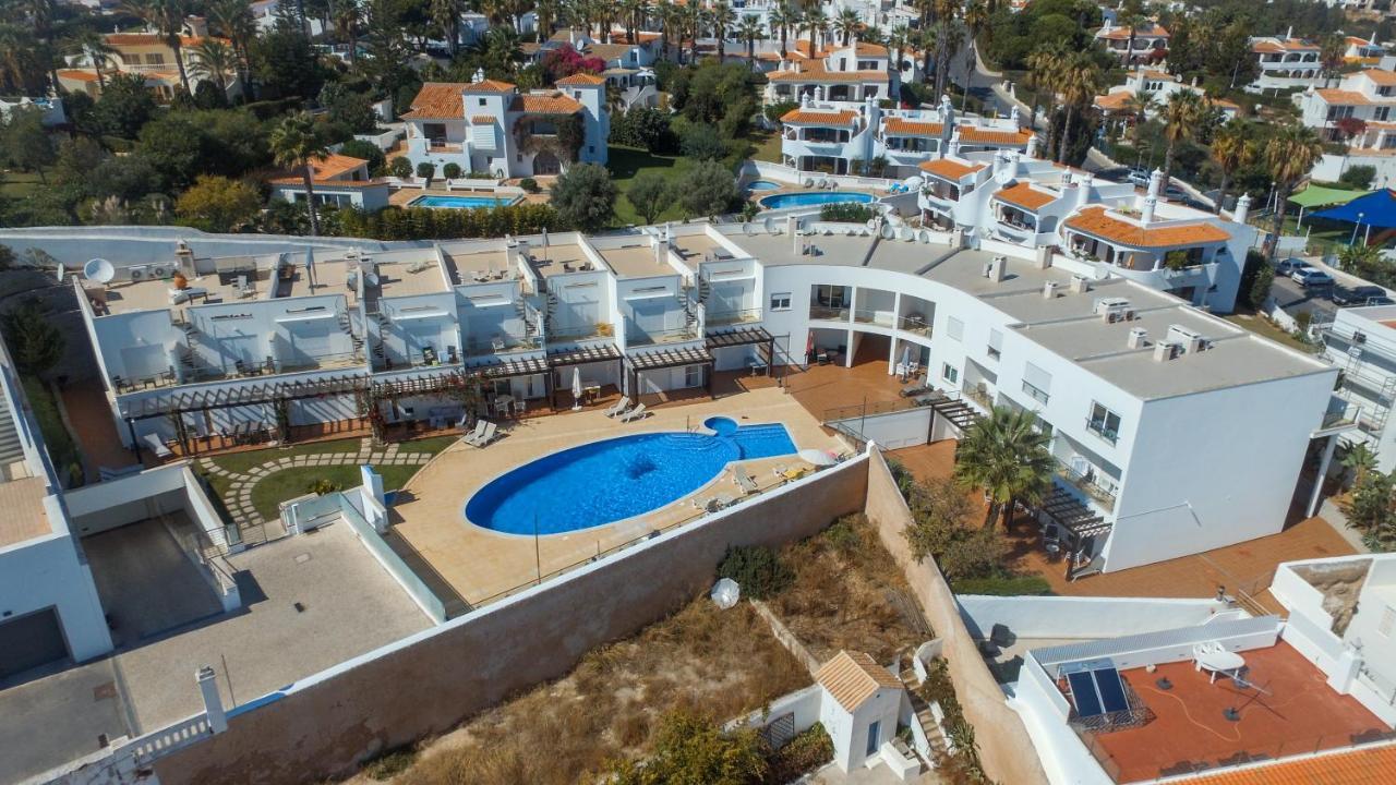 Cliff-Top Townhouse With Stunning Ocean Views Карвоейро Екстериор снимка